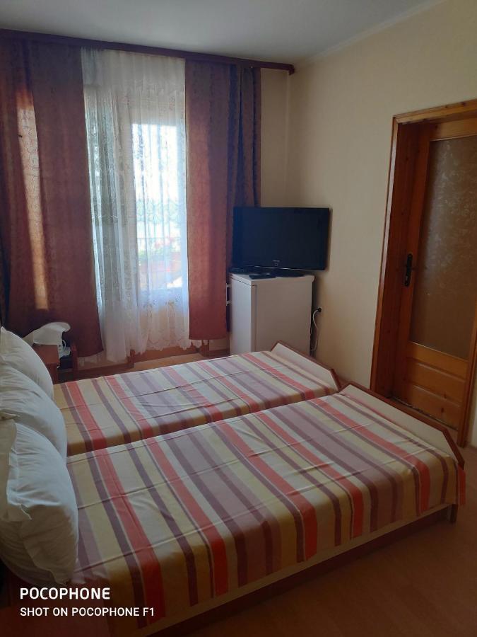 Homestay Kostadinov Pomorie Extérieur photo