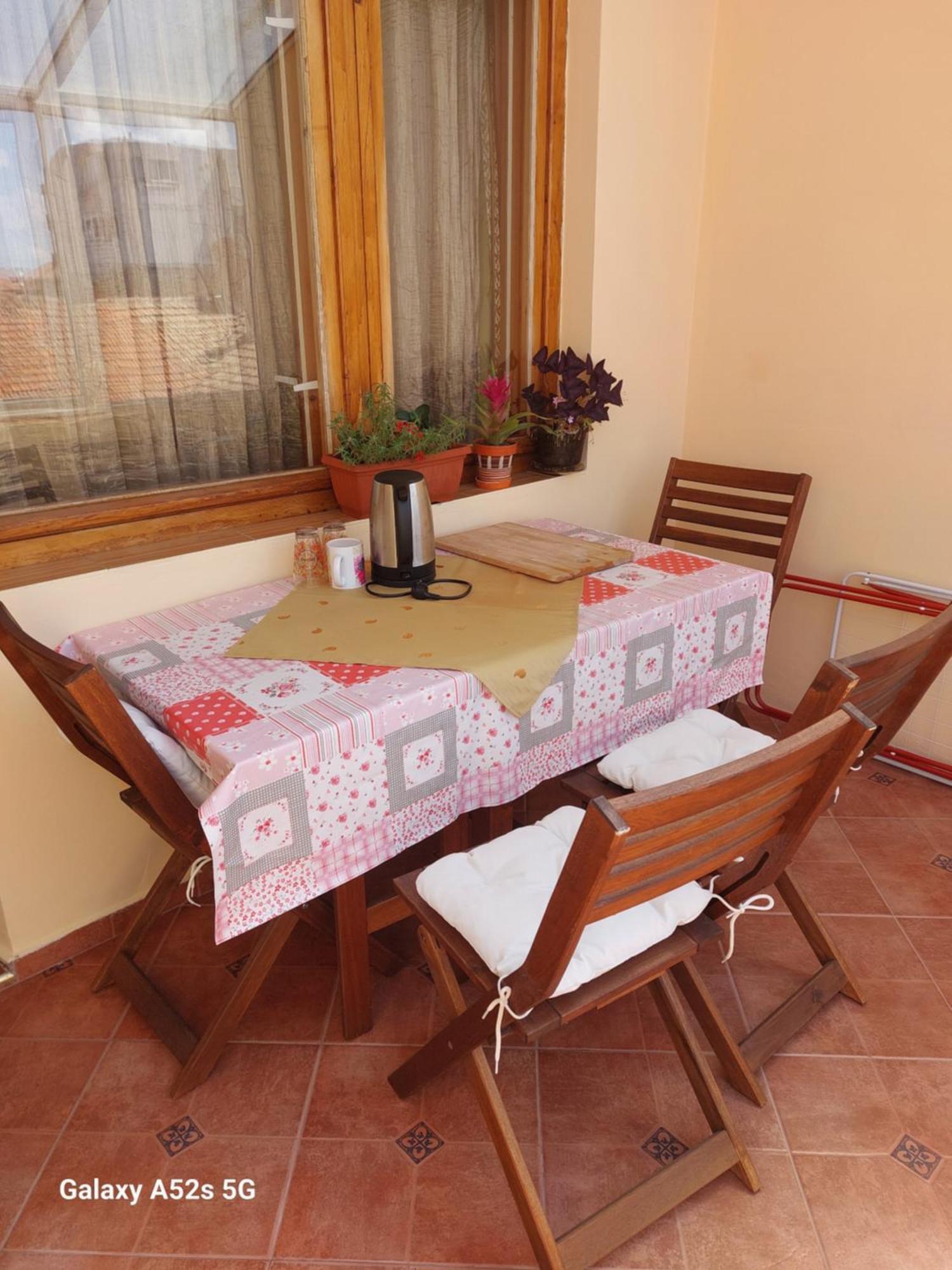 Homestay Kostadinov Pomorie Extérieur photo