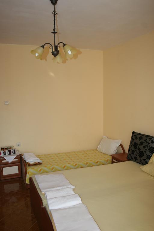 Homestay Kostadinov Pomorie Extérieur photo